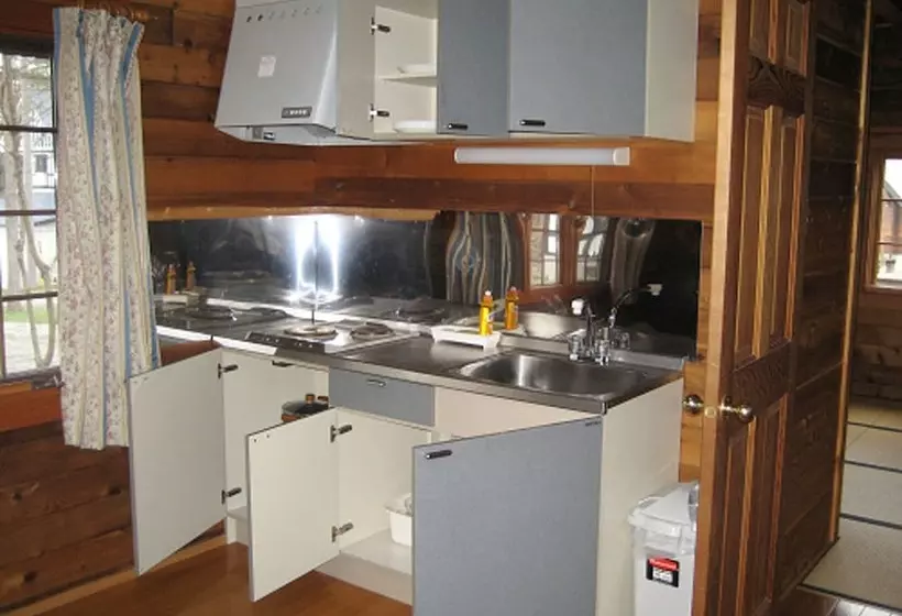 Hotelli Hakuba Brownie Cottage