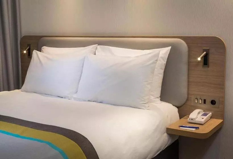 ホテル Holiday Inn Express   Nice   Grand Arenas, An Ihg