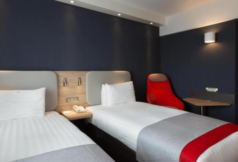 هتل Holiday Inn Express Nice Grand Arenas, An Ihg