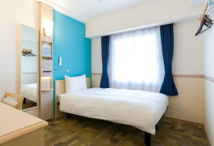 Otel Toyoko Inn Kobe Sannomiya-eki Shiyakusho Mae