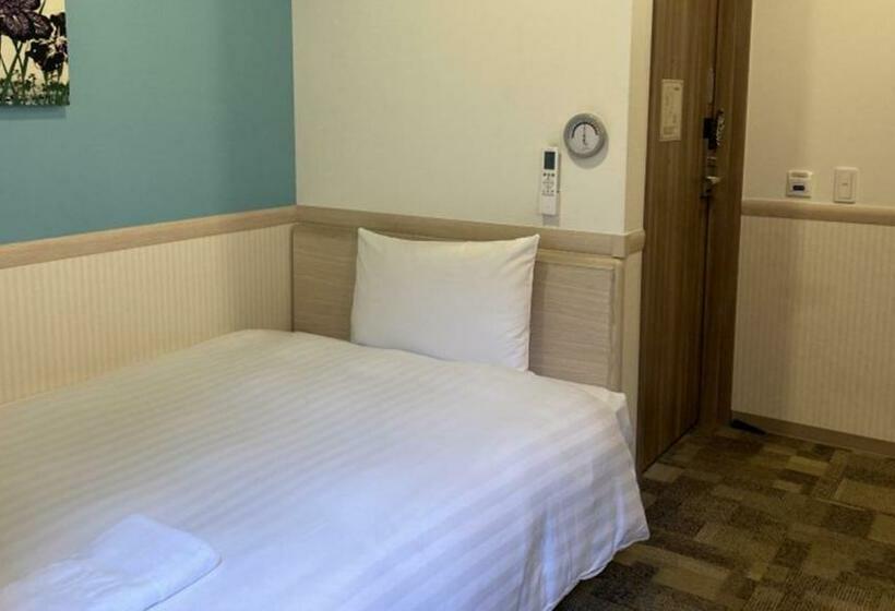 Otel Toyoko Inn Kobe Sannomiya-eki Shiyakusho Mae