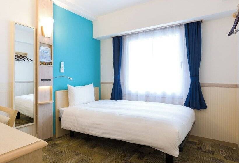 Otel Toyoko Inn Kobe Sannomiya-eki Shiyakusho Mae