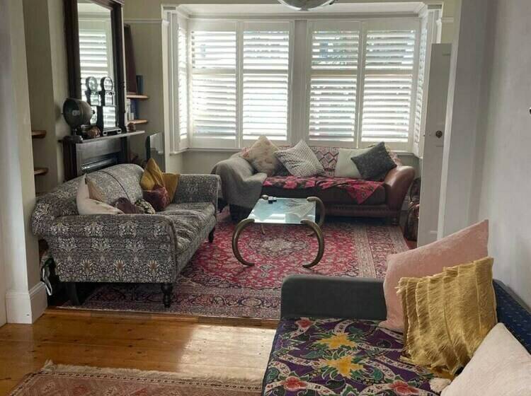 Townhouse Full Of Character In Vibrant Seven Dials