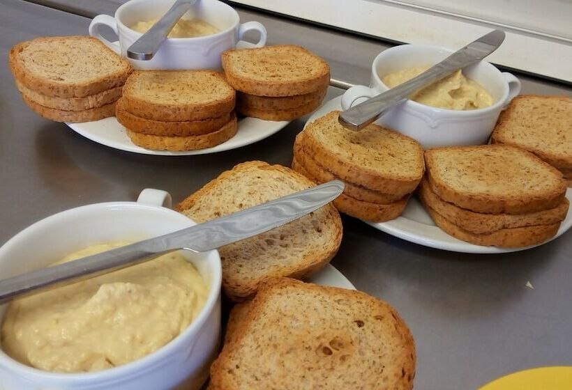 Alberg L  Auro   Hostel