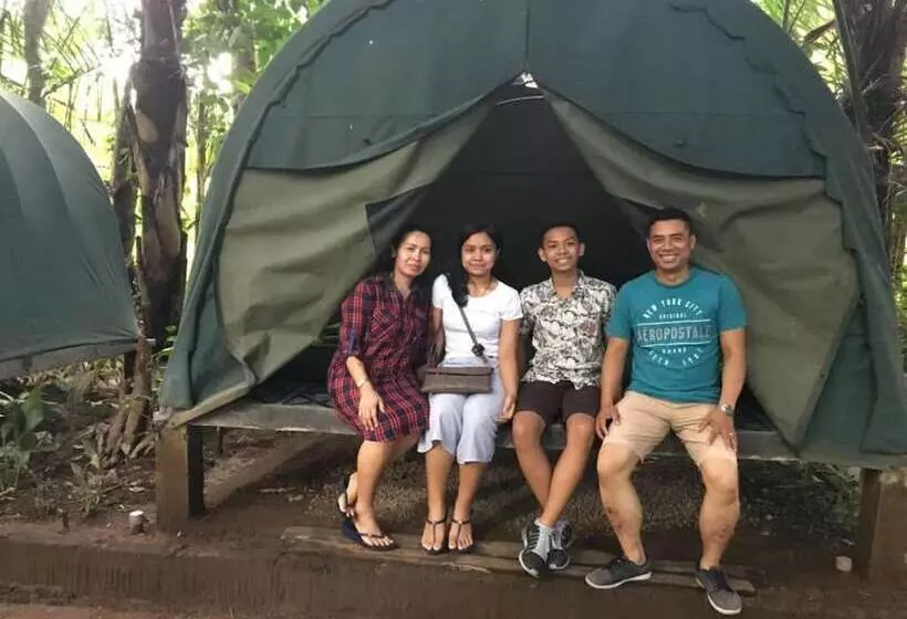 ユースホステル Tegal Dukuh Camp