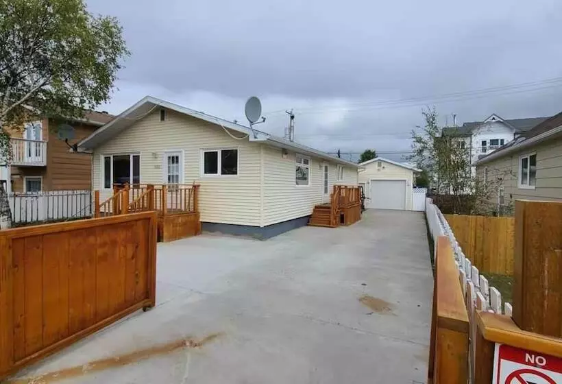 Aamiaismajoitus (B&B) Yk Aurora