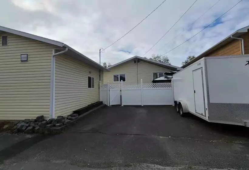 Aamiaismajoitus (B&B) Yk Aurora