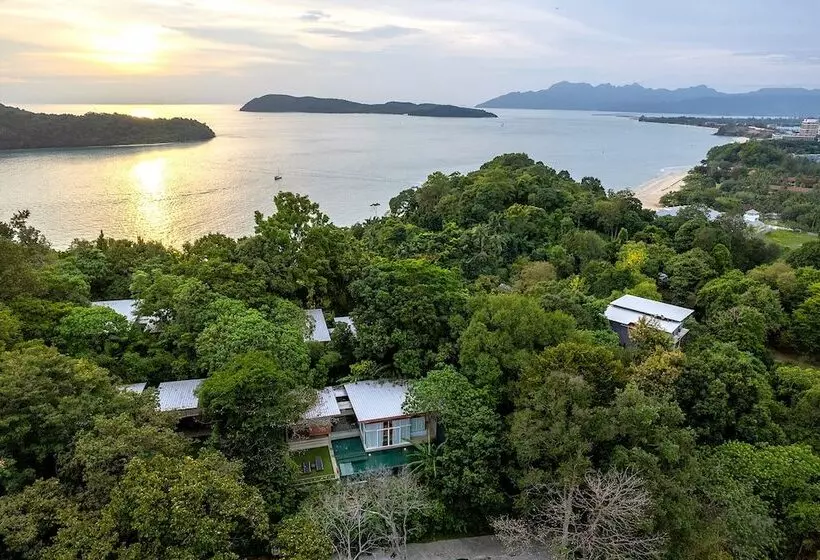 ホテル Ambong Pool Villas