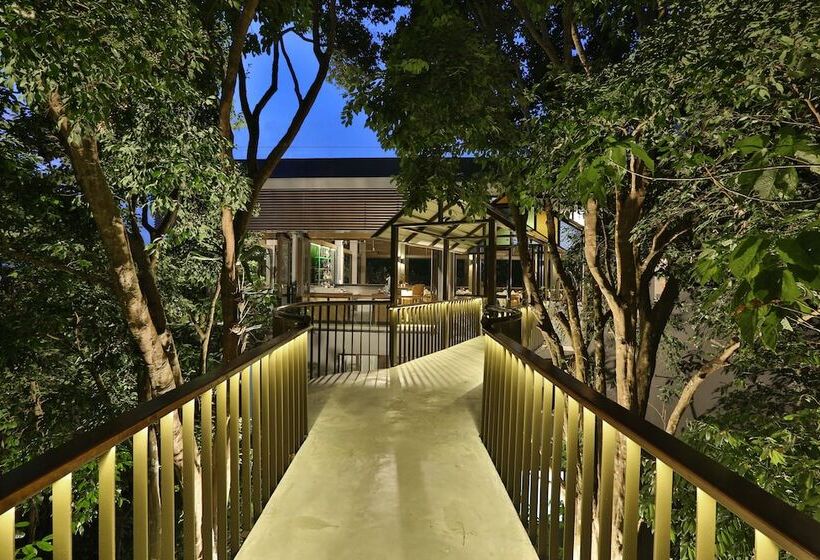 فندق Ambong Pool Villas