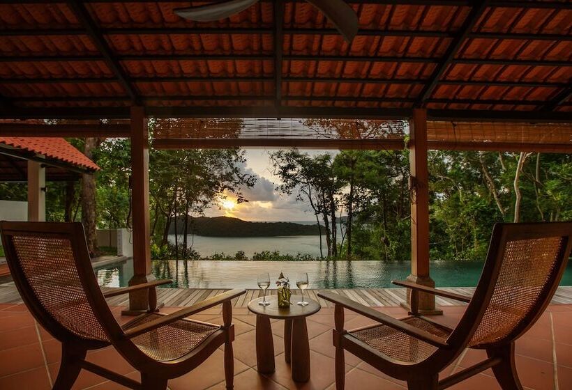 فندق Ambong Pool Villas