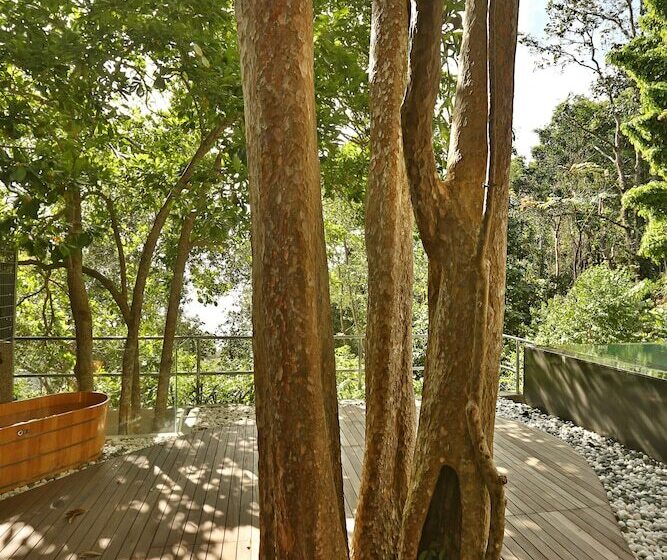 فندق Ambong Pool Villas