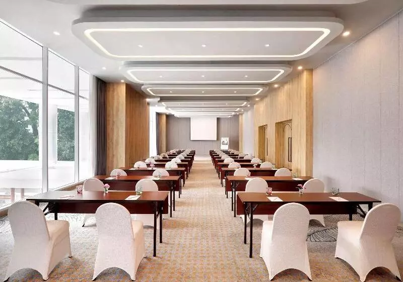 Hotel Ibis Styles Bogor Pajajaran