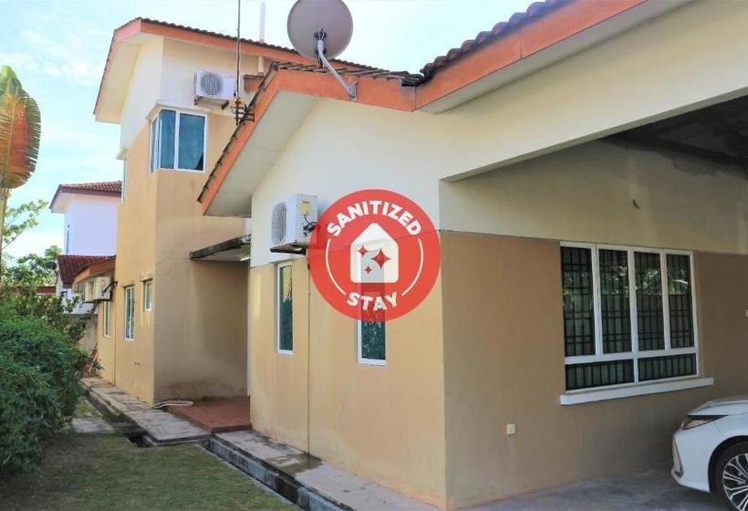 Otel Oyo 90300 D Hitech Home