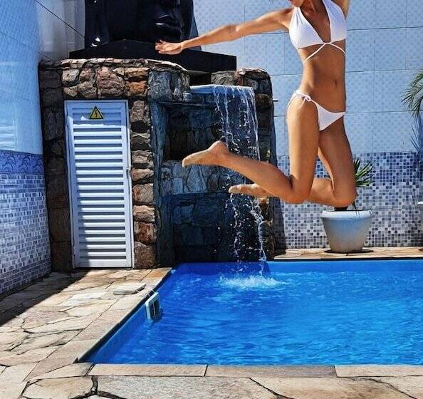 هتل Pousada Recanto Bertioga