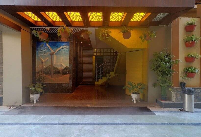 Fabhotel Ganpati 2   Nr Siliguri Junction