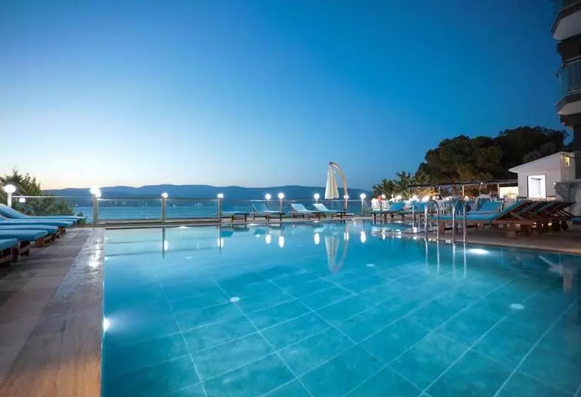 Gulluk Yalı Boutique Otel