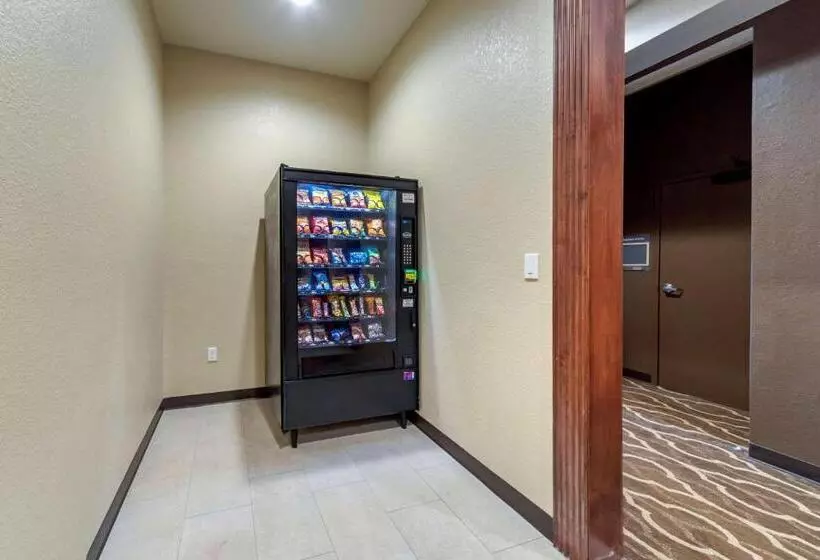 Hotelli Comfort Inn & Suites Harrah