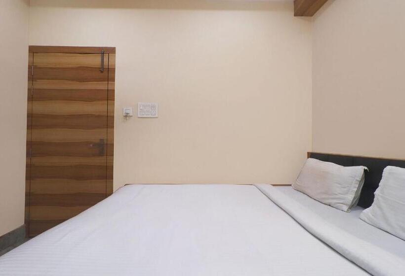 Fabhotel Ganpati 2   Nr Siliguri Junction