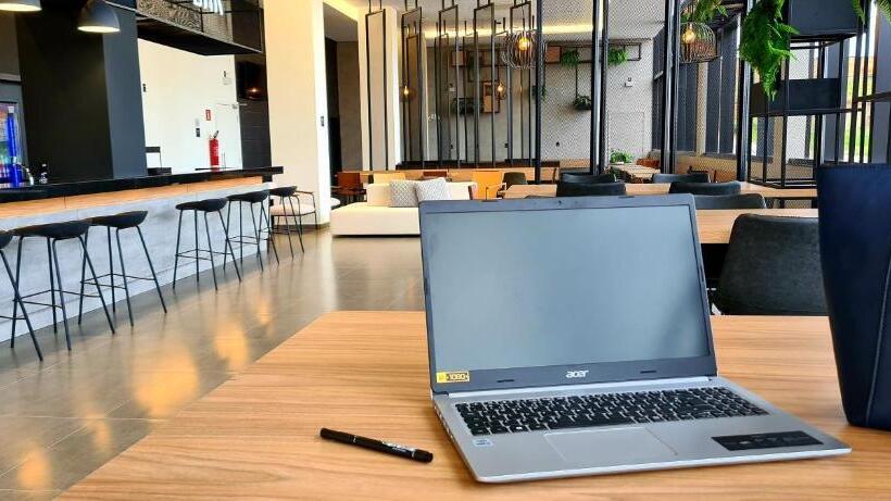 ホテル Ibis Nova Serrana