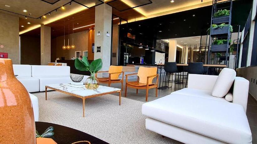 ホテル Ibis Nova Serrana