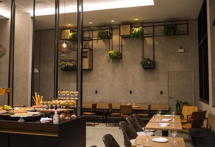 ホテル Ibis Nova Serrana