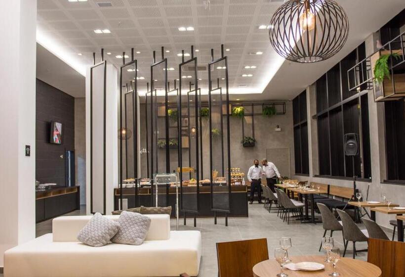 ホテル Ibis Nova Serrana