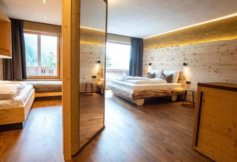 ホテル Mont Floris Obereggen