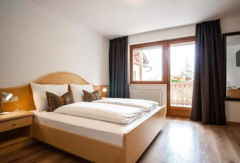 ホテル Mont Floris Obereggen