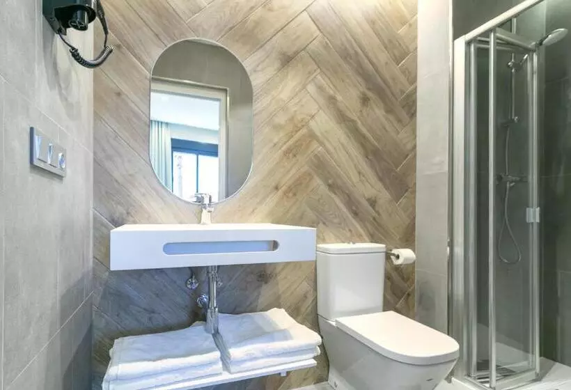 Hotelli Real Maqueda   Málaga