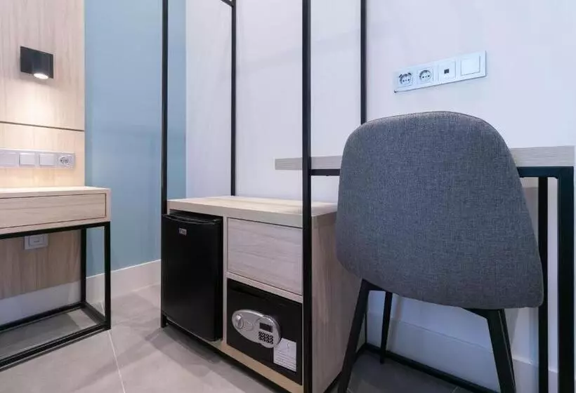 Hotelli Real Maqueda   Málaga