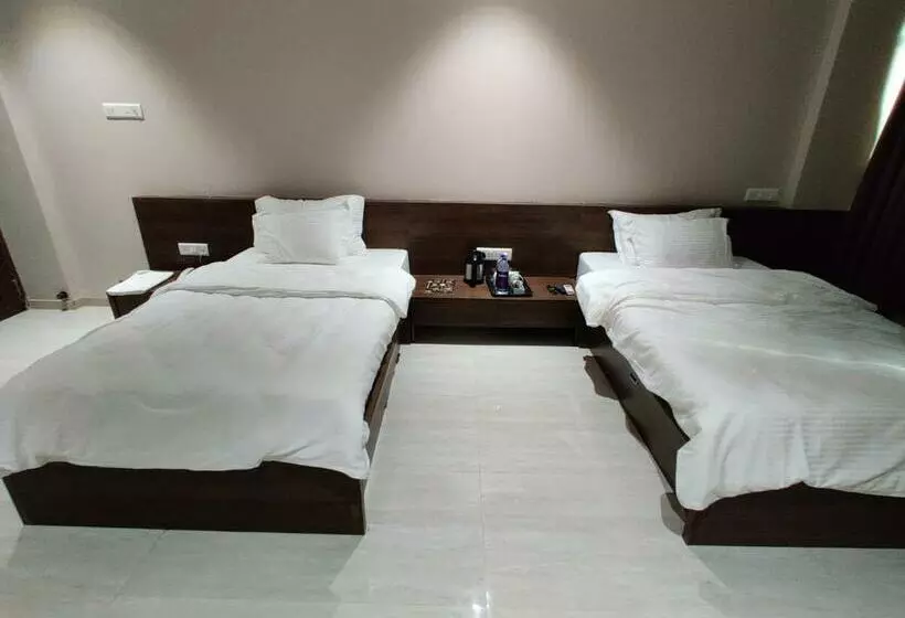 Hotelli Runwal Tower, Ichalkaranji