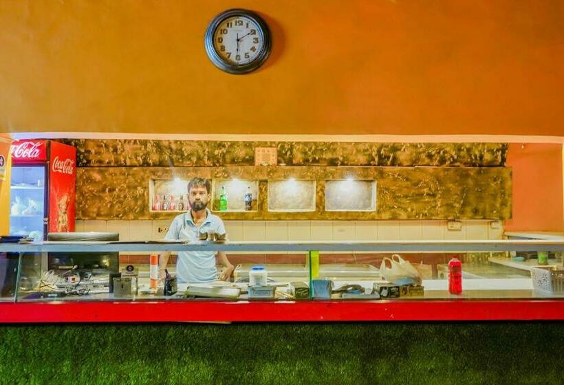 Spot On Hotel Meghdoot