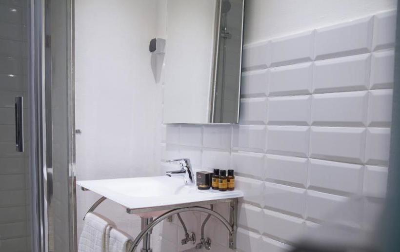 فندق The Best Centric