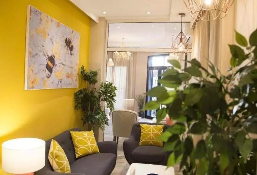 هتل The Best Centric