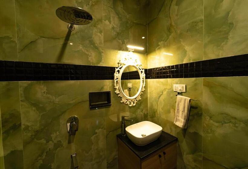 Hotel Vivera Highlands