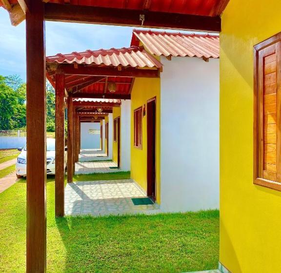 Pension (Hôtel basse catégorie) Pousada Chalé Joana