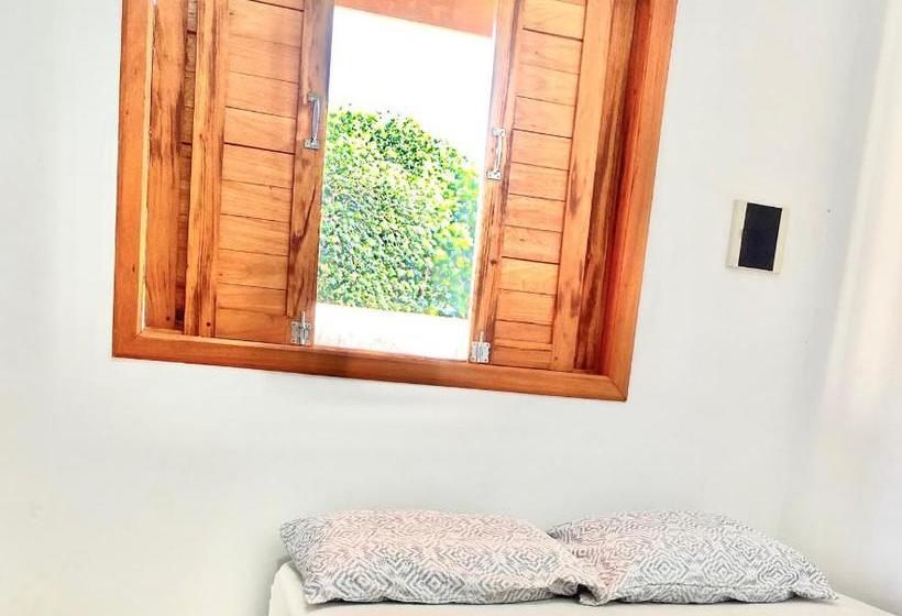 Pension (Hôtel basse catégorie) Pousada Chalé Joana