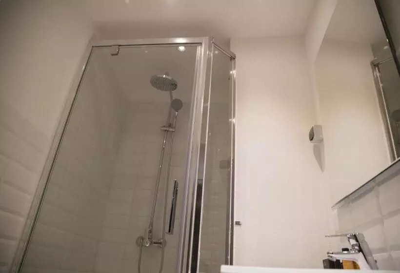 هتل The Best Centric