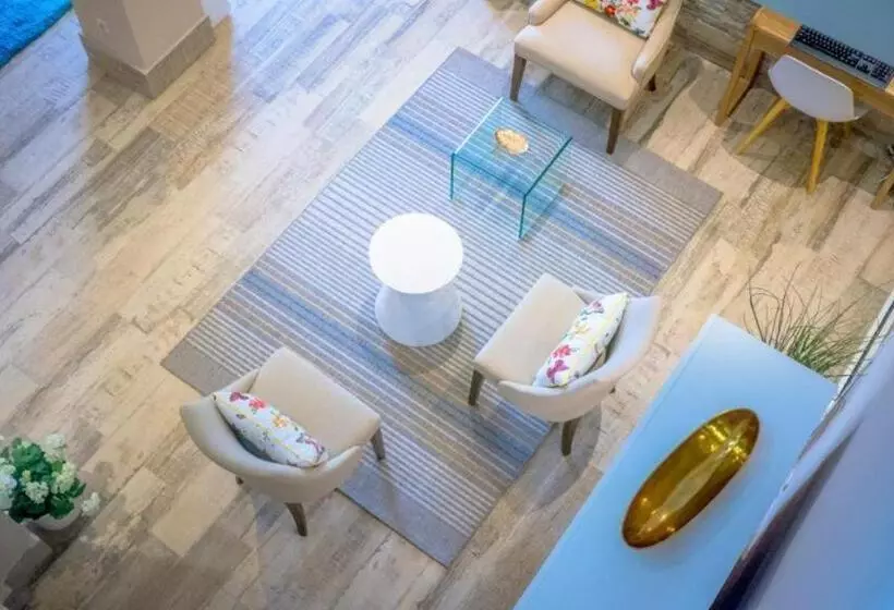 هتل The Best Centric