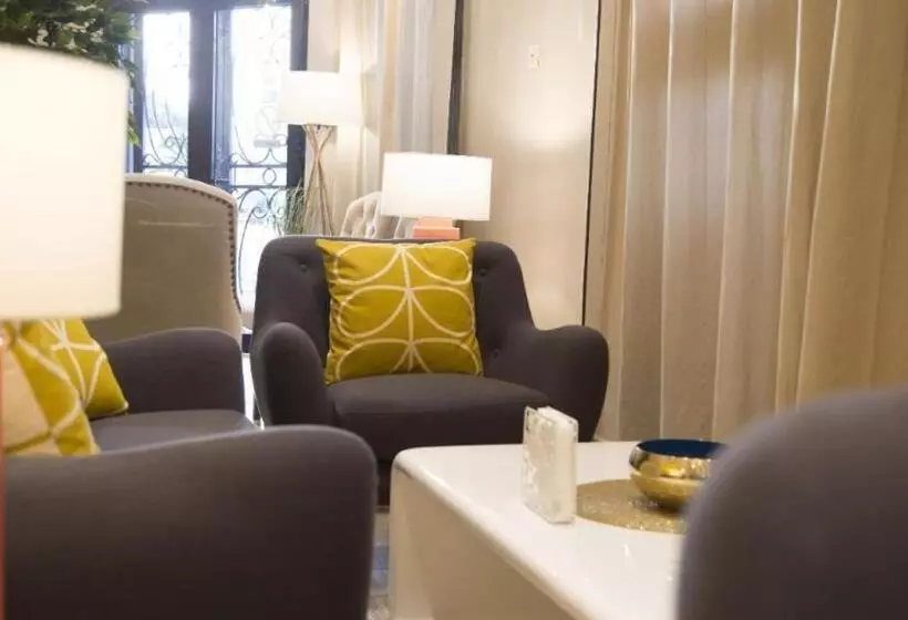 هتل The Best Centric