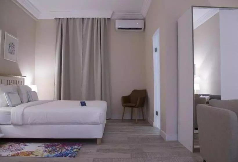 هتل The Best Centric