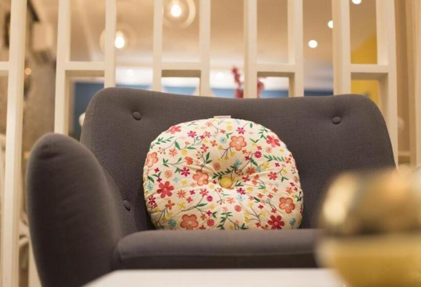 فندق The Best Centric