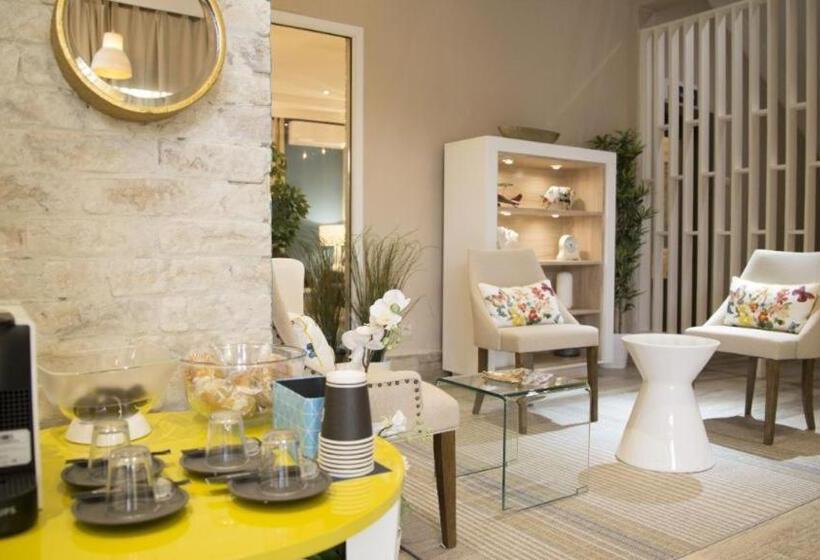 فندق The Best Centric