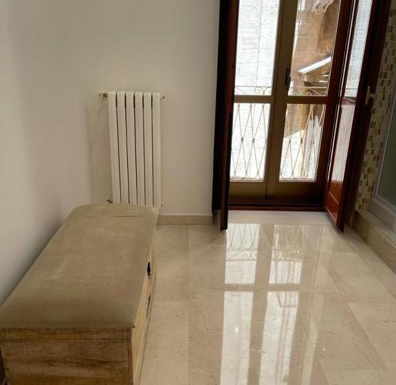 تختخواب و صبحانه Suite San Cataldo