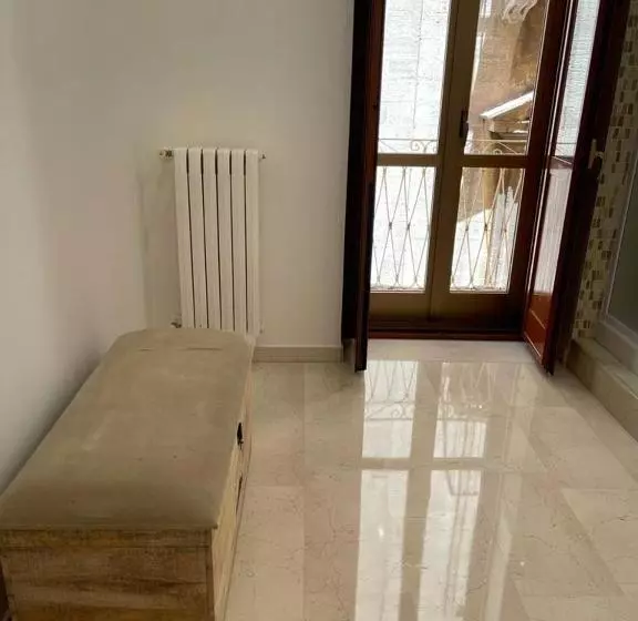 تختخواب و صبحانه Suite San Cataldo