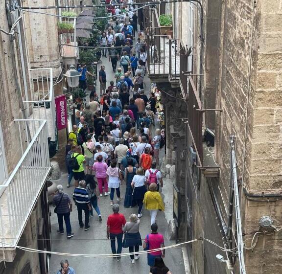 تختخواب و صبحانه Suite San Cataldo