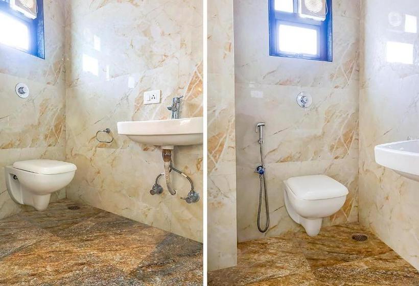 Fabhotel Eros 211   Nr Sreebhumi