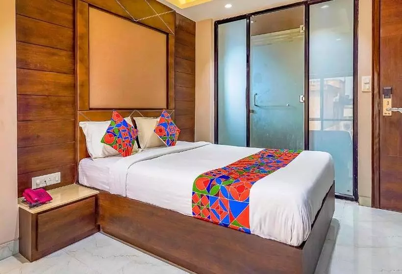 Fabhotel Eros 211   Nr Sreebhumi