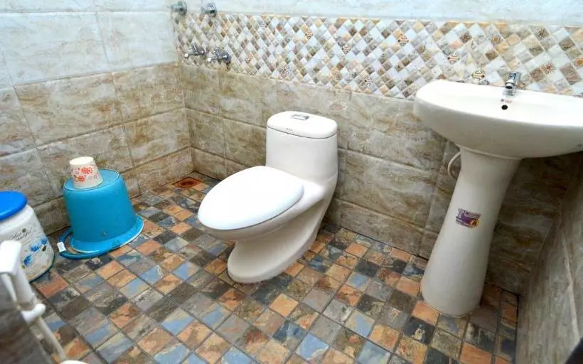 Hotelli Aryana Guest House