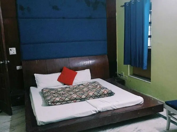ホテル Queens Pearl Inn